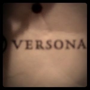 Adrienne Vittadini Charging Wallet